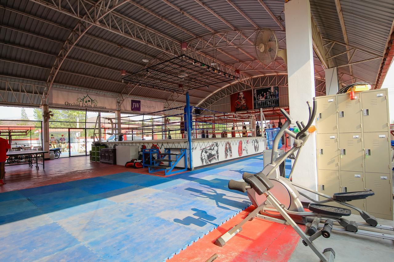 Cong Carter Muay Thai Camp HHQ Buitenkant foto